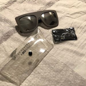 Quay x Desi Perkins Sunglasses.